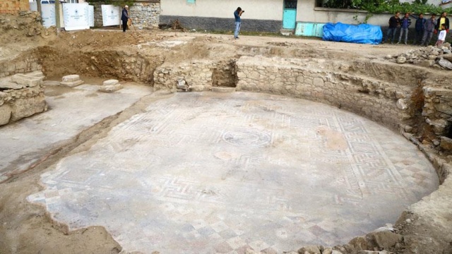 İnşaat sahasında Roma dönemine ait &#039;spor tesisi&#039; bulundu