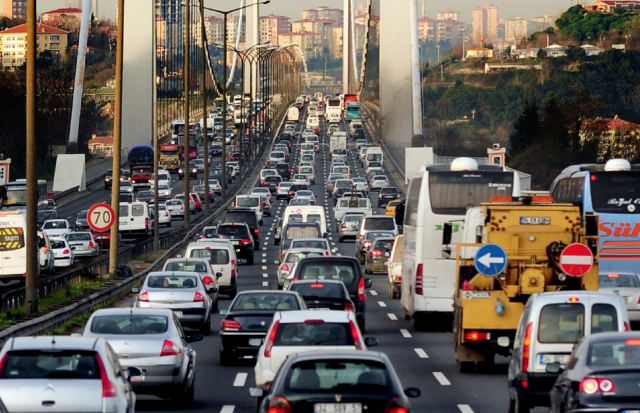 İstanbul&#039;da bazı yollar trafiğe kapatılacak