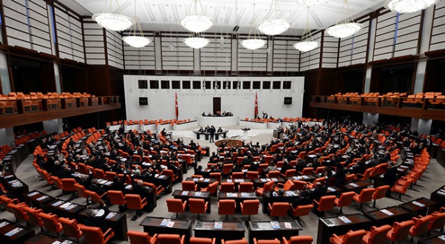 Meclis’in ilk işi OHAL