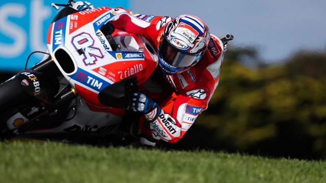 MotoGP'de şampiyonluk heyecanı son yarışa taşındı MotoGP'de şampiyonluk heyecanı son yarışa taşındı