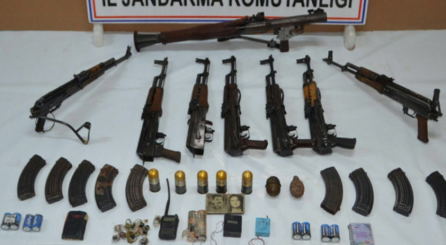 Tunceli’de PKK’nın silah deposu ele geçirildi Tunceli’de PKK’nın silah deposu ele geçirildi