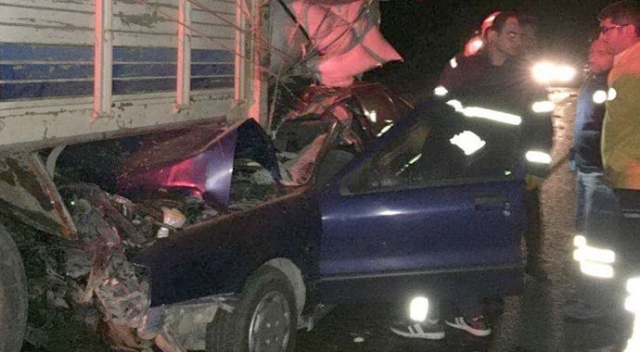 Uşak’ta korkunç kaza, 2 ölü var Uşak’ta korkunç kaza, 2 ölü var