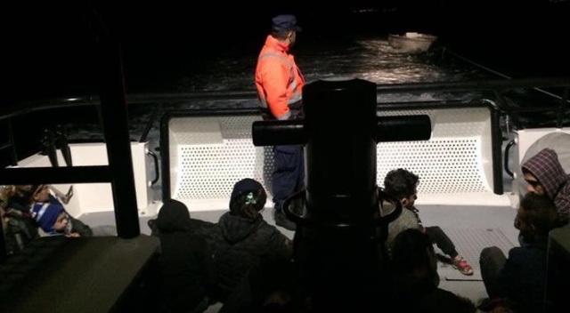 Yunanistan&#039;a kaçmaya çalışan 24 göçmen yakalandı