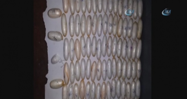 Ganalı yolcunun midesinden 95 kapsül kokain çıktı Ganalı yolcunun midesinden 95 kapsül kokain çıktı