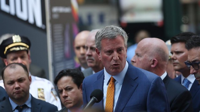 Bill de Blasio, New York Belediye Başkanlığına yeniden seçildi Bill de Blasio, New York Belediye Başkanlığına yeniden seçildi