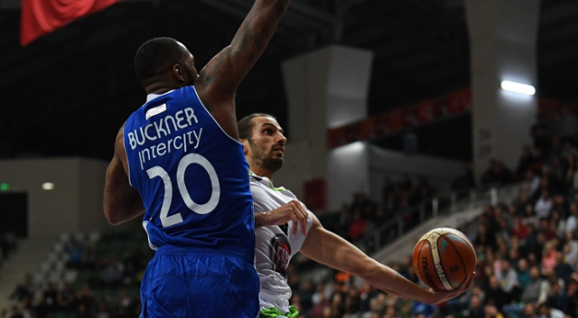 İstanbul Büyükşehir Belediyespor 5’te 5 yaptı İstanbul Büyükşehir Belediyespor 5’te 5 yaptı