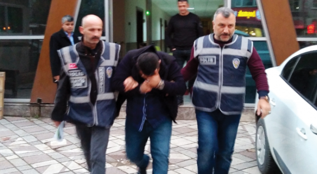 Kendisini subay olarak tanıtıp kadınlara şantaj yaptı Kendisini subay olarak tanıtıp kadınlara şantaj yaptı