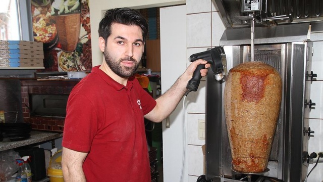 Türk dönerci, Almanya&#039;da kahraman ilan edildi