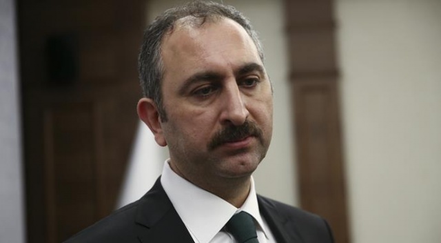Adalet Bakanı'ndan 'tek tip kıyafet' açıklaması