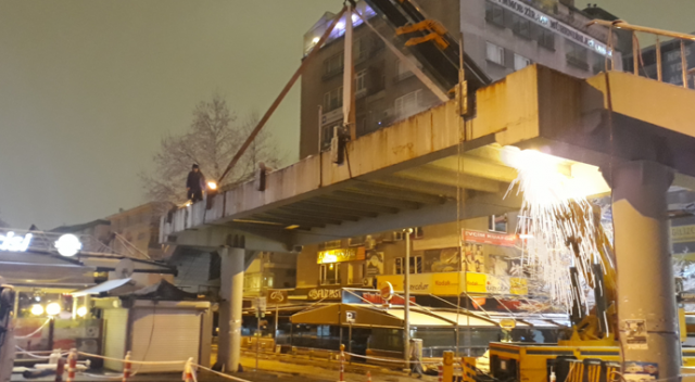 Ankara&#039;da kullanılmayan üst geçitler kaldırılıyor