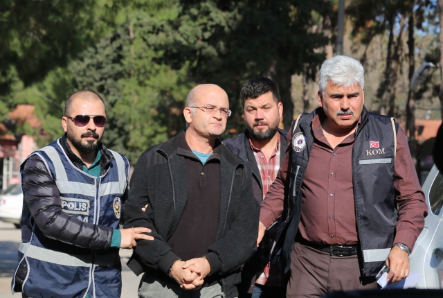 Emniyet müdürlerinin sözde mahrem sorumlusu yakalandı Emniyet müdürlerinin sözde mahrem sorumlusu yakalandı