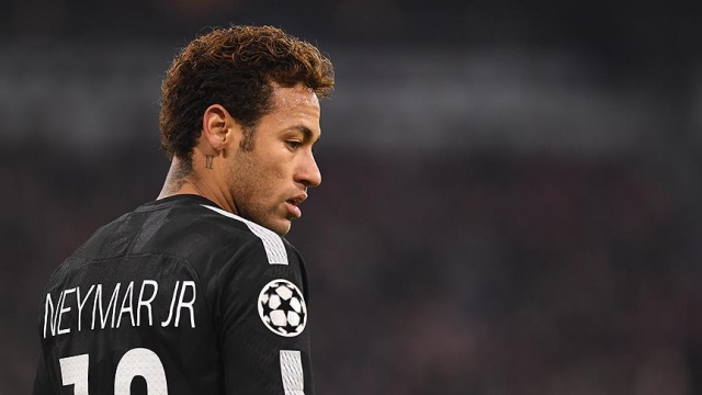 Neymar, Belçika'dan sürpriz bekliyor Neymar, Belçika'dan sürpriz bekliyor