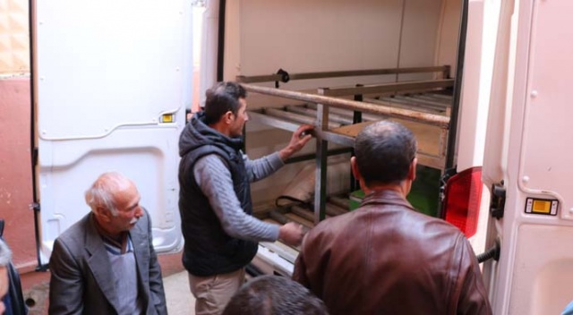 Öldürülen kadının cenazesini yakınları teslim aldı