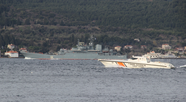 Rus savaş gemisi Çanakkale Boğazı'ndan geçti Rus savaş gemisi Çanakkale Boğazı'ndan geçti