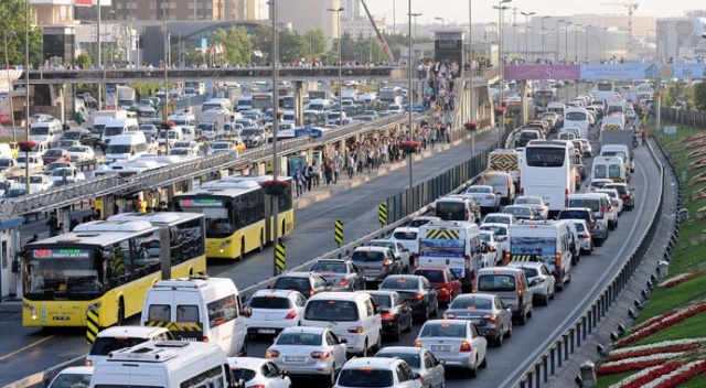 Zorunlu trafik sigortasında azami primler arttı Zorunlu trafik sigortasında azami primler arttı