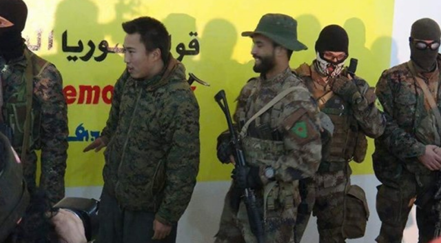 'YPG bünyesinde savaşan İngiltere vatandaşları, Afrin'e gitmeye çalışıyor' 'YPG bünyesinde savaşan İngiltere vatandaşları, Afrin'e gitmeye çalışıyor'