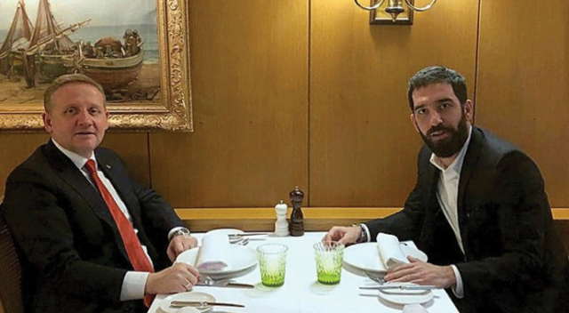 Arda Turan'ın menajeri, Başakşehir'i açıkladı Arda Turan'ın menajeri, Başakşehir'i açıkladı