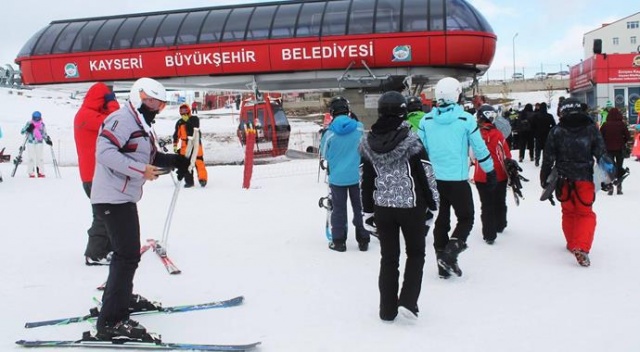 Erciyes&#039;te kar kalınlığı 120 santime ulaştı