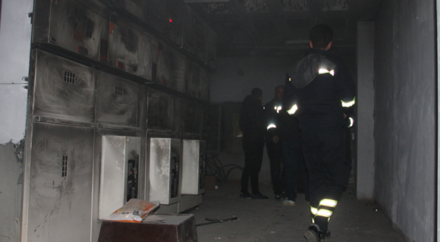 Güngören’de trafo patladı Güngören’de trafo patladı