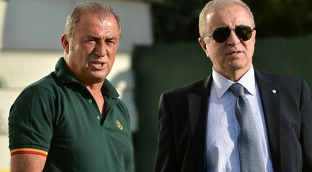 Kılıç çektiler! Kılıç çektiler!