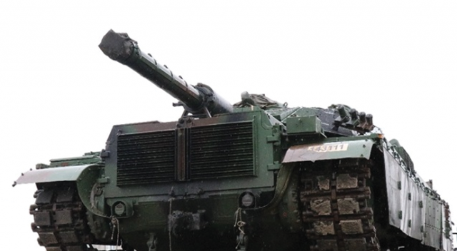 Namluyu gören PKK/YPG&#039;li teröristler soyunarak kaçtı