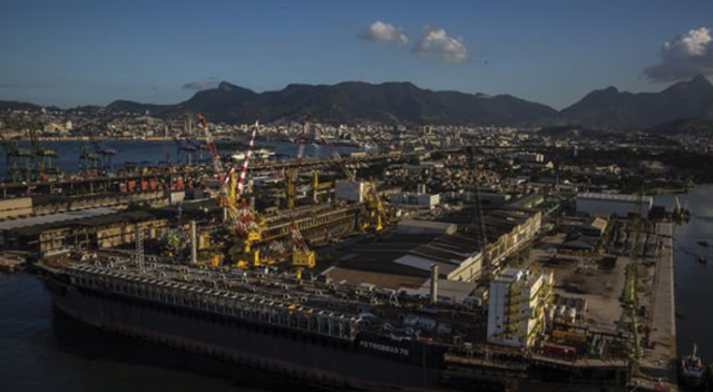 Petrobras'tan yolsuzluk davası sonrası ABD'ye 'anlaşalım' teklifi Petrobras'tan yolsuzluk davası sonrası ABD'ye 'anlaşalım' teklifi