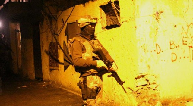 Sarıyer&#039;de şafak vakti narkotik operasyonu