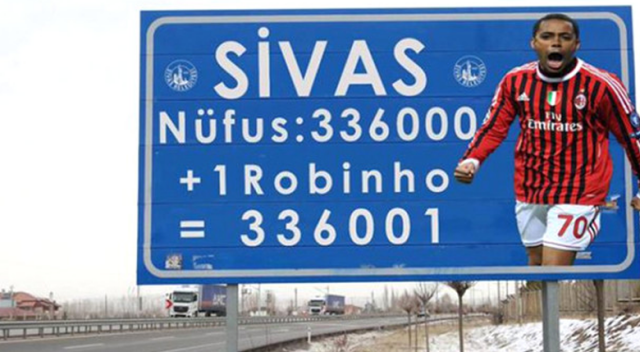 Sivas Belediyesi, nüfus tabelasına Robinho'yu da ekledi Sivas Belediyesi, nüfus tabelasına Robinho'yu da ekledi