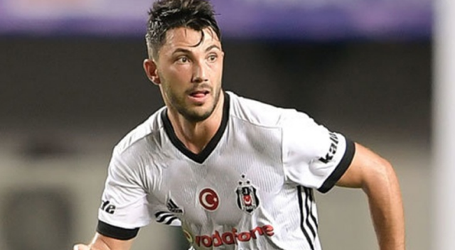Tolgay Arslan&#039;ın imzası resmiyete döküldü