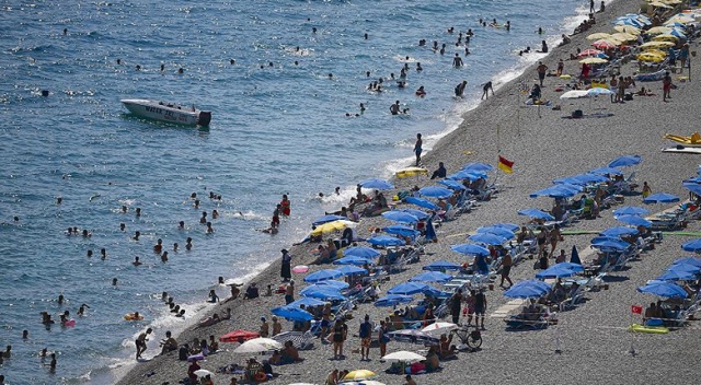 Antalya için 12 milyon turist beklentisi