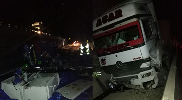 Bilecik’te makine yüklü tır devrildi: 2 yaralı Bilecik’te makine yüklü tır devrildi: 2 yaralı