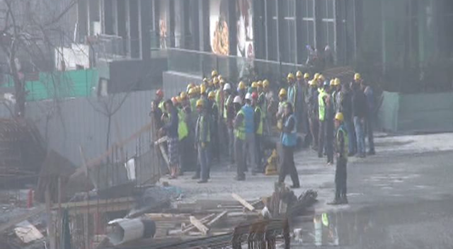 İstanbul Yenibosna&#039;da işçilerin kaldığı konteynerde yangın ​