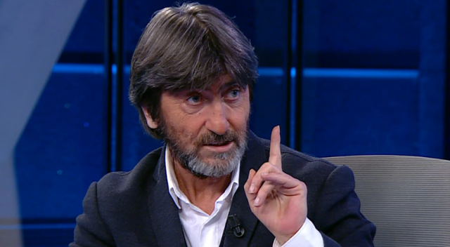 Rıdvan Dilmen: Tribünlerde neden 'Allahü ekber' deniliyor Rıdvan Dilmen: Tribünlerde neden 'Allahü ekber' deniliyor