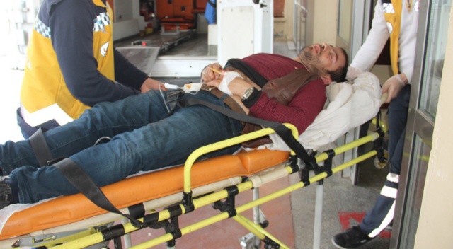 Şanlıurfa’da bıçaklı kavga, yaralılar var Şanlıurfa’da bıçaklı kavga, yaralılar var