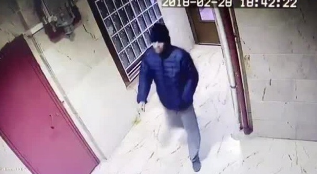 Anne ve babasını öldüren cani evladın ait görüntüler ortaya çıktı Anne ve babasını öldüren cani evladın ait görüntüler ortaya çıktı