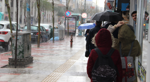 Manisa’da dolu yağışı Manisa’da dolu yağışı
