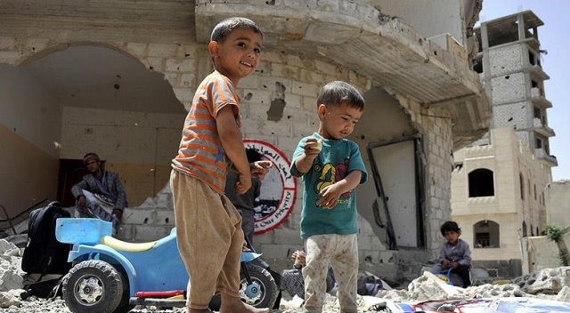 Yemen'de her gün en az 5 çocuk öldü ya da yaralandı Yemen'de her gün en az 5 çocuk öldü ya da yaralandı