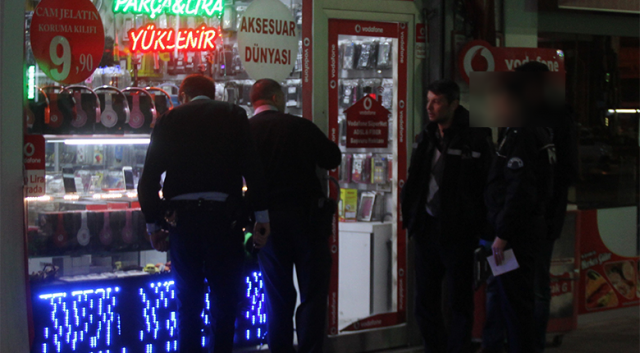 İkinci el telefon kavgası kanlı bitti İkinci el telefon kavgası kanlı bitti