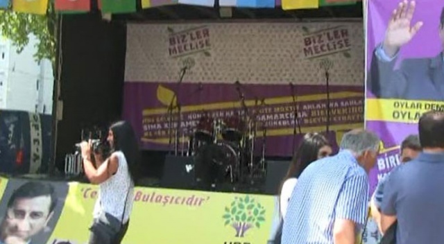 Almanya'dan HDP’nin seçim kampanyasına savunma Almanya'dan HDP’nin seçim kampanyasına savunma