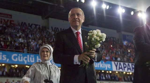 Cumhurbaşkanı Erdoğan müjdeleri sıraladı Cumhurbaşkanı Erdoğan müjdeleri sıraladı