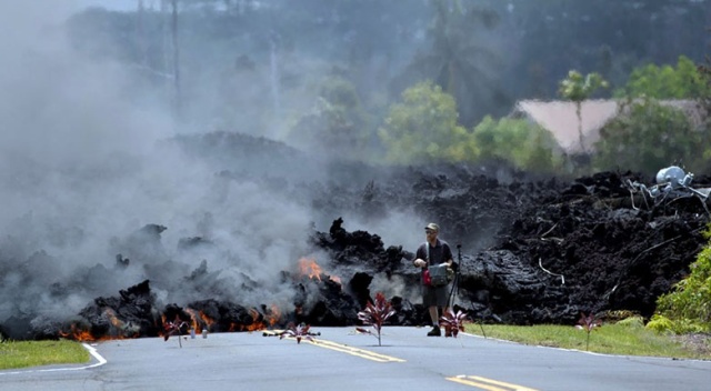 Hawaii'de ‘Kilauea Yanardağı’ alarmı Hawaii'de ‘Kilauea Yanardağı’ alarmı