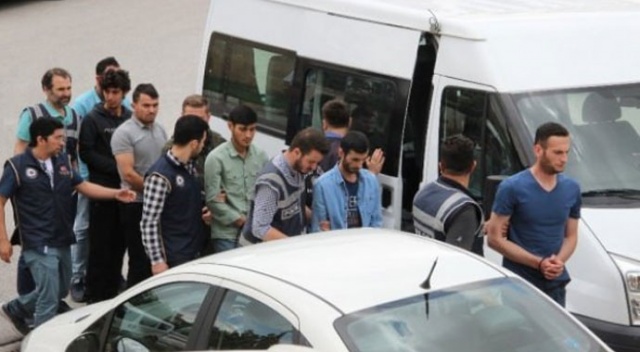 1 muvazzaf asker daha tutuklandı