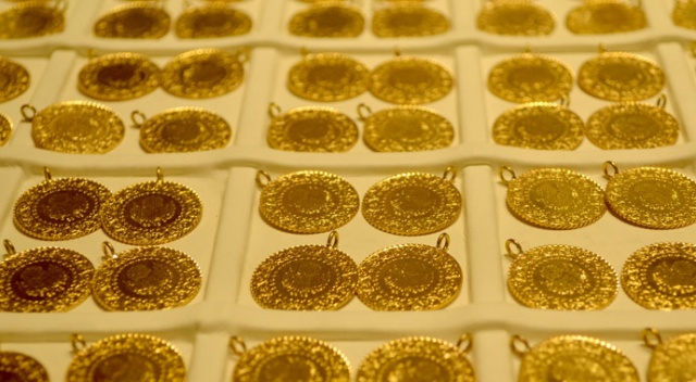 Çeyrek altın 318 lira oldu Çeyrek altın 318 lira oldu