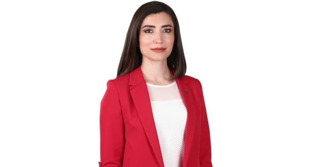Esma Ersin kimdir? Esma Ersin kimdir?