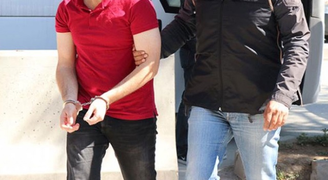 FETÖ'nün TSK yapılanmasına operasyon: 13 gözaltı FETÖ'nün TSK yapılanmasına operasyon: 13 gözaltı