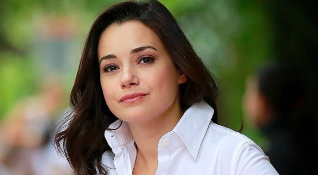 Güzel oyuncu ekranlara geri dönüyor Güzel oyuncu ekranlara geri dönüyor