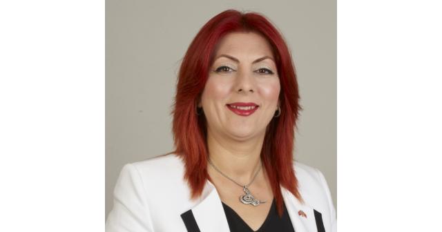 Hayal Funda Önder kimdir? Hayal Funda Önder kimdir?