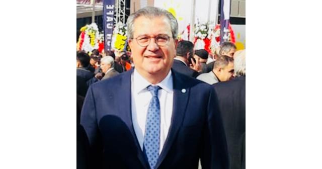 Hayri Köseoğlu kimdir?