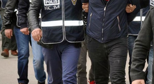 Rütbeli askerlere 28 ilde FETÖ operasyonu
