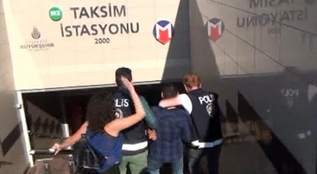 Taksim metrosunda tacizciye tokat!
